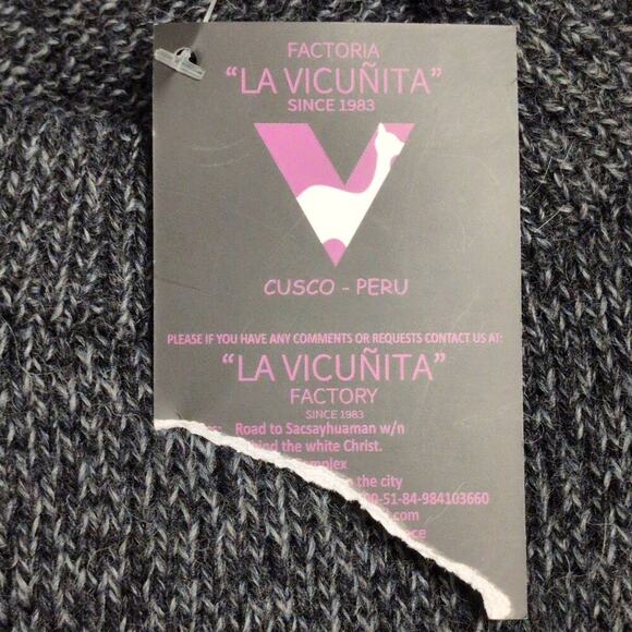 NWT La Vicunita Gray Alpaca Patterned Crew Neck Long Sleeve Sweater Size L - Picture 5 of 7